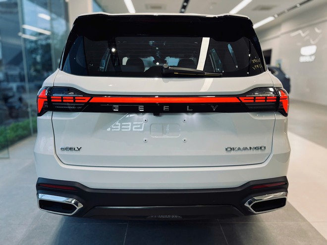 Geely Okavango đ&atilde; về đại l&yacute; tại Việt Nam: Gi&aacute; dự kiến từ 760 triệu đồng, 2 bản, 7 chỗ, ngang cỡ Santa Fe- Ảnh 3.