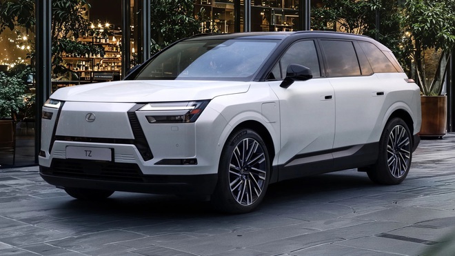 Lexus TZ ra mắt: 6 chỗ, h&agrave;ng 3 ngồi sướng như tr&ecirc;n sofa, c&aacute;ch &acirc;m hơn LX, chung gầm Highlander, chạy gần 500km/sạc- Ảnh 3.