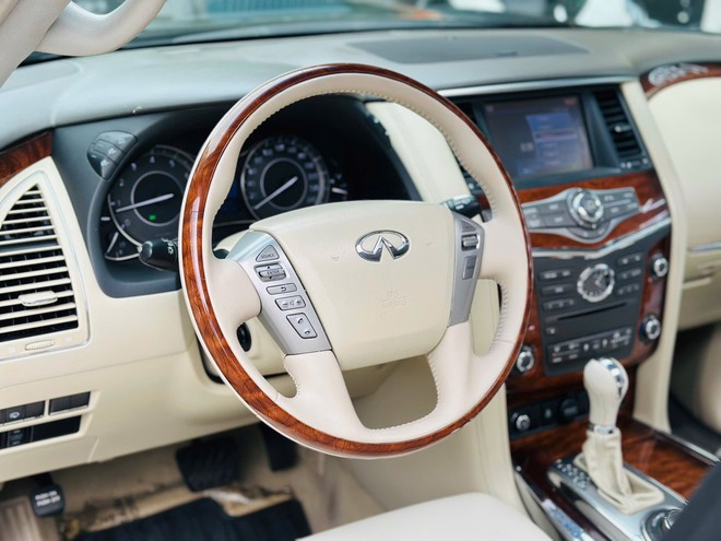 Chỉ cần bỏ 1,2 tỷ đã mua được đối thủ của Lexus LX 570: Cũng dùng máy V8, treo khí nén, nội thất sang trọng không kém dù đã hơn 10 năm tuổi- Ảnh 8. Chỉ cần bỏ 1,2 tỷ đã mua được đối thủ của Lexus LX 570: Cũng dùng máy V8, treo khí nén, nội thất sang trọng không kém dù đã hơn 10 năm tuổi- Ảnh 8.