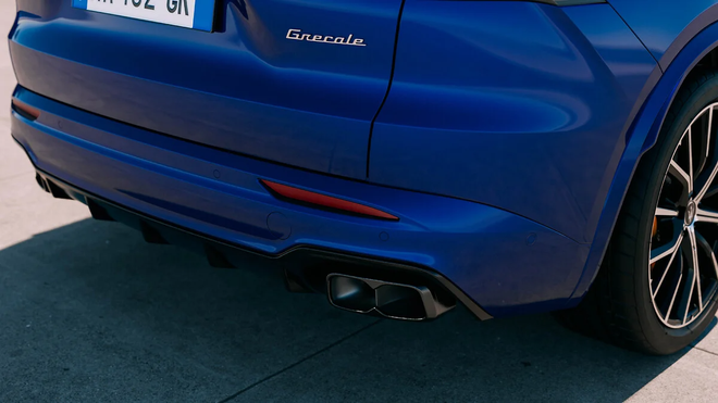 Maserati Grecale Modena V6 ch&agrave;o s&acirc;n: Thừa hưởng động cơ V6 từ đ&agrave;n anh Trofeo, dễ về Việt Nam trong tương lai gần - Ảnh 3.