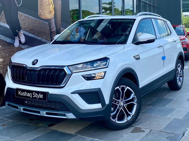 Skoda Kushaq giảm gi&aacute; kỷ lục c&ograve;n 499 triệu đồng tại đại l&yacute;, cạnh tranh Seltos với gi&aacute; rẻ ngang Sonet - Ảnh 4.