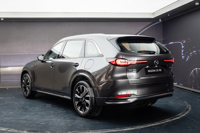 Mazda CX-60, CX-90 v&agrave; MX-5 chốt ng&agrave;y ra mắt Việt Nam: Phủ từ xe gia đ&igrave;nh đến xe 'ăn chơi', gi&aacute; từ hơn 1,3 tỷ đồng - Ảnh 8.