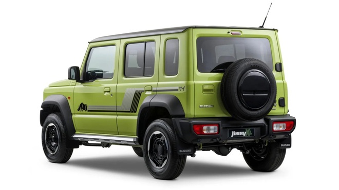 Suzuki Jimny c&oacute; bản mới xịn v&agrave; đắt cho d&acirc;n chơi: Gi&aacute; quy đổi từ 830 triệu đồng, nhiều phụ kiện d&atilde; ngoại, loa Pioneer cao cấp - Ảnh 3.