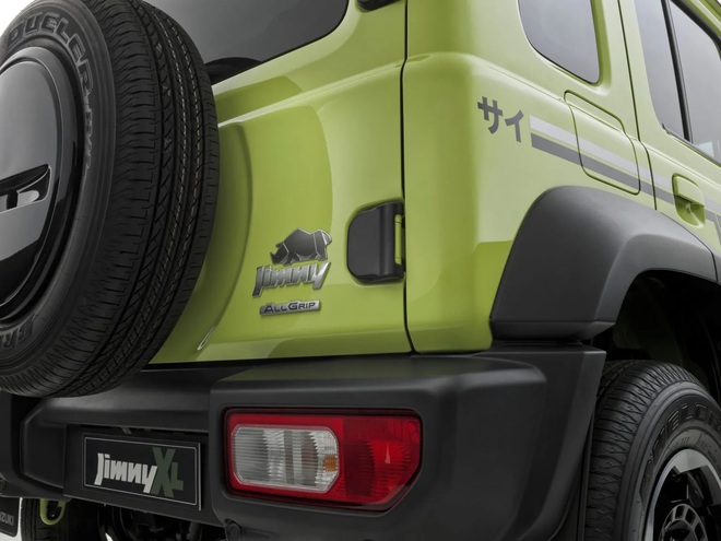 Suzuki Jimny c&oacute; bản mới xịn v&agrave; đắt cho d&acirc;n chơi: Gi&aacute; quy đổi từ 830 triệu đồng, nhiều phụ kiện d&atilde; ngoại, loa Pioneer cao cấp - Ảnh 7.