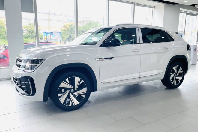 Gần 2 tỷ đồng chọn Mazda CX-90 hay Volkswagen Teramont X, bảng so s&aacute;nh n&agrave;y cho thấy mẫu xe Nhật đang &aacute;p đảo về h&agrave;m lượng c&ocirc;ng nghệ - Ảnh 4.