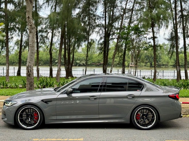 BMW 530i độ M5 rao b&aacute;n hơn 2,1 tỷ đồng: N&acirc;ng cấp từ trong ra ngo&agrave;i, tự l&agrave;m bản tương tự c&oacute; thể tốn gấp rưỡi - Ảnh 5.
