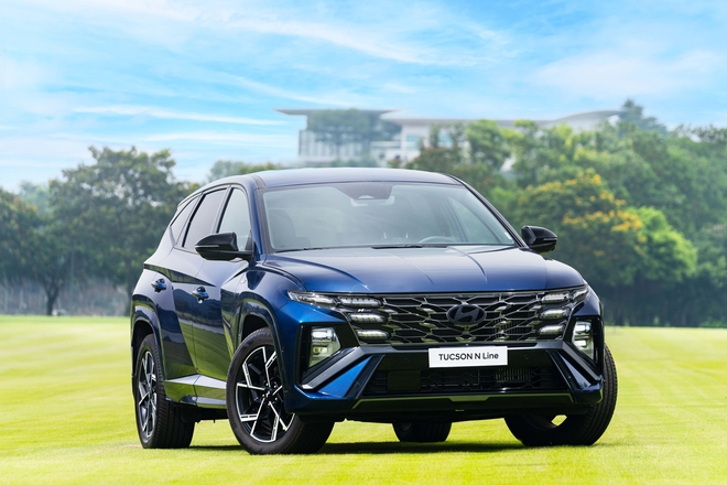 Hyundai Tucson giảm gi&aacute; tới 100 triệu ở đại l&yacute;: SUV cỡ C gi&aacute; chưa tới 700 triệu, tạo &aacute;p lực cho Seltos lẫn Xforce - Ảnh 2.