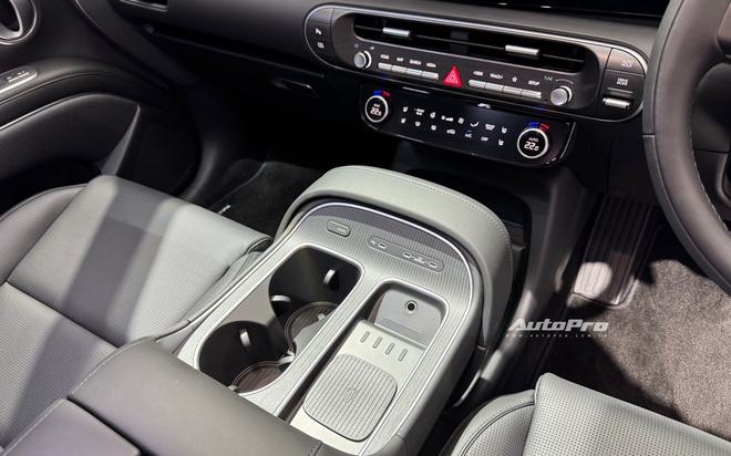Hyundai Palisade thế hệ mới lộ diện ở H&agrave; Nội: C&oacute; &iacute;t nhất 2 bản, thiết kế như Range Rover - Ảnh 22.