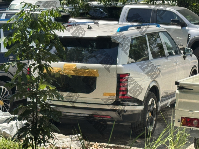 Hyundai Palisade thế hệ mới lộ diện ở H&agrave; Nội: C&oacute; &iacute;t nhất 2 bản, thiết kế như Range Rover - Ảnh 5.