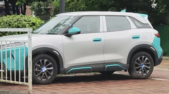 BYD Atto 2 phi&ecirc;n bản mới dễ khiến d&acirc;n Việt m&ecirc; mẩn: SUV cỡ B d&ugrave;ng dẫn động cầu sau, c&oacute; cảm biến LiDAR hiện đại - Ảnh 1.
