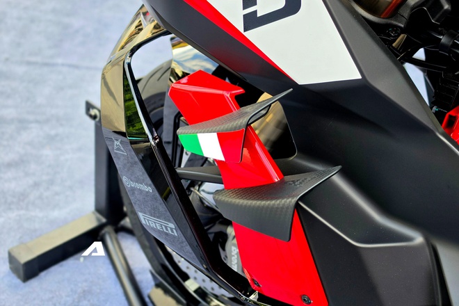 'Si&ecirc;u phẩm' m&ocirc; t&ocirc; Italjet Dragster 700 mở b&aacute;n tại Việt Nam: Gi&aacute; gần bằng VF 5, c&oacute; sẵn camera h&agrave;nh tr&igrave;nh trước sau, hệ thống treo lấy cảm hứng từ MotoGP- Ảnh 11.