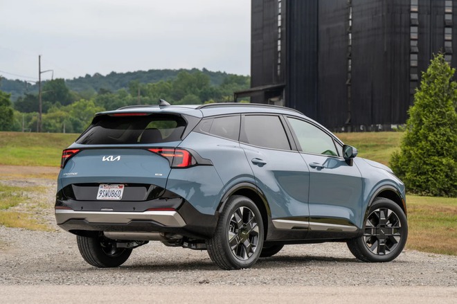 Rộ tin Kia Sportage 2026 tại Việt Nam th&ecirc;m hybrid, bỏ m&aacute;y dầu, h&atilde;ng li&ecirc;n tục nh&aacute; h&agrave;ng nội, ngoại thất mới trước ng&agrave;y ra mắt- Ảnh 13.