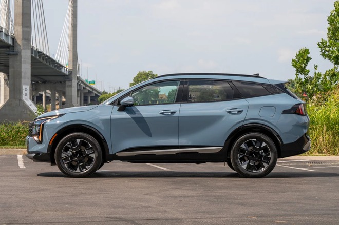 Rộ tin Kia Sportage 2026 tại Việt Nam th&ecirc;m hybrid, bỏ m&aacute;y dầu, h&atilde;ng li&ecirc;n tục nh&aacute; h&agrave;ng nội, ngoại thất mới trước ng&agrave;y ra mắt- Ảnh 14.