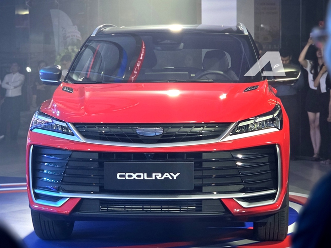 Geely Coolray 2026 ra mắt Việt Nam: Gi&aacute; từ 499 triệu đồng, thiết kế tối giản, m&agrave;n h&igrave;nh lớn hơn, vẫn c&oacute; ADAS cạnh tranh Creta, Seltos- Ảnh 4.