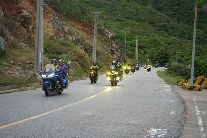 H&agrave;ng trăm biker diễu h&agrave;nh - touring kh&eacute;p lại h&agrave;nh tr&igrave;nh Castrol Superbike Fest 2026- Ảnh 4.