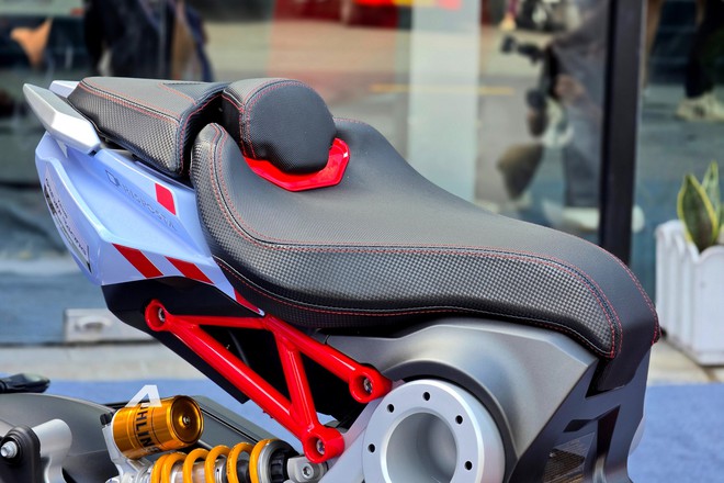 Italjet Dragster 300 Gresini Edition ch&agrave;o h&agrave;ng kh&aacute;ch Việt: Giới hạn 40 chiếc, gi&aacute; đắt hơn cả VF Minio Green, muốn mua cũng kh&ocirc;ng dễ- Ảnh 12.