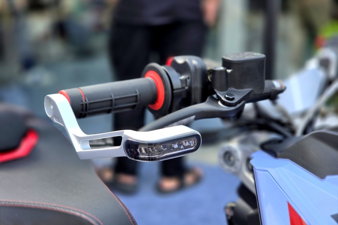 Italjet Dragster 300 Gresini Edition ch&agrave;o h&agrave;ng kh&aacute;ch Việt: Giới hạn 40 chiếc, gi&aacute; đắt hơn cả VF Minio Green, muốn mua cũng kh&ocirc;ng dễ- Ảnh 8.