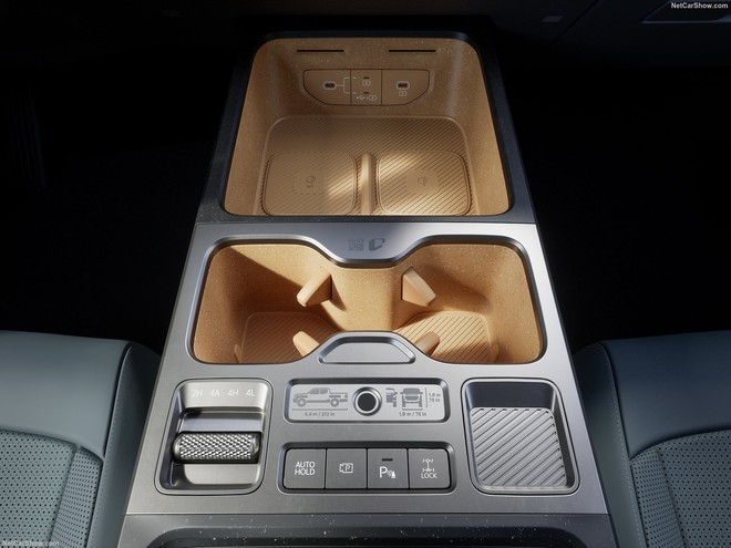 Kia Tasman lộ diện tr&ecirc;n đường phố Việt Nam, dễ l&agrave; xe ch&iacute;nh h&atilde;ng sắp xuất hiện trong sự kiện cuối tuần n&agrave;y- Ảnh 8.