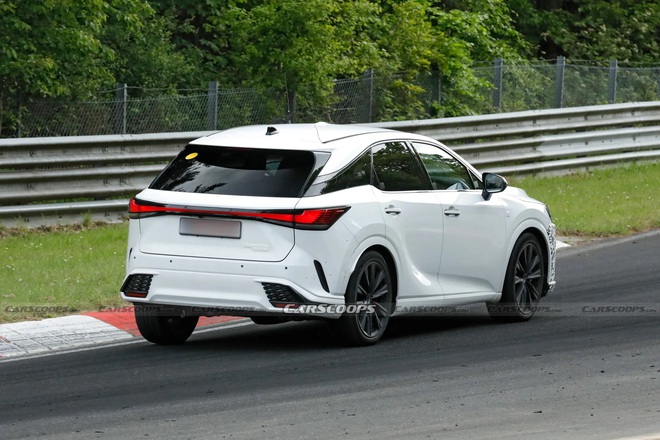 Lexus RX lộ nội thất mới với m&agrave;n h&igrave;nh t&aacute;ch rời lần đầu xuất hiện, dễ c&oacute; thay đổi lớn ở cả khoang cabin- Ảnh 3.