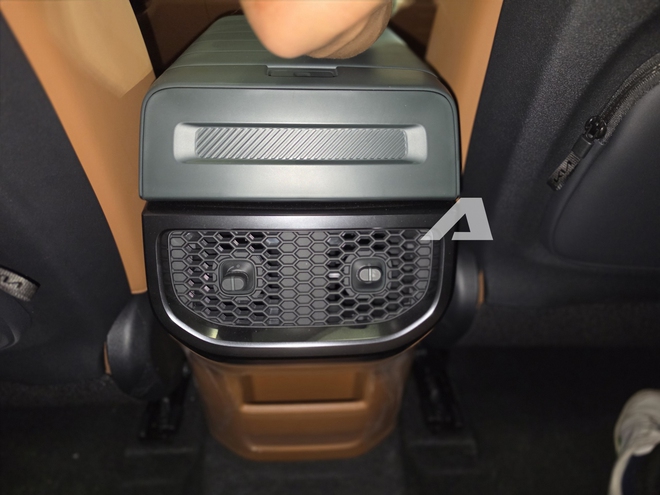 Xem thực tế Kia Tasman tại Việt Nam: Phiên bản cao cấp, động cơ xăng, chỉ chờ giá cạnh tranh Ranger- Ảnh 15. Xem thực tế Kia Tasman tại Việt Nam: Phiên bản cao cấp, động cơ xăng, chỉ chờ giá cạnh tranh Ranger- Ảnh 15.