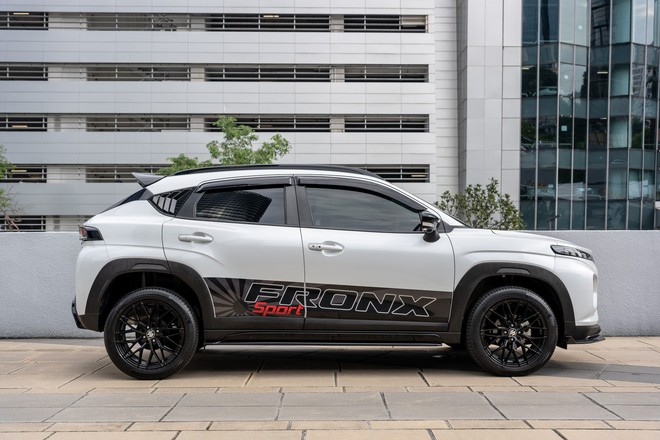 Suzuki Fronx th&ecirc;m phi&ecirc;n bản thể thao ở gần Việt Nam: Tăng k&iacute;ch cỡ m&acirc;m, bodykit hầm hố, trang bị g&oacute;i ADAS khiến kh&aacute;ch Việt m&ecirc; mẩn- Ảnh 3.