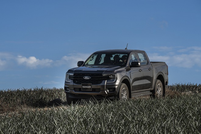 Ford Ranger 2026 bản rẻ nhất chốt giá 707 triệu: Bản XLS thêm cách biệt với Triton, Hilux, màn 12inch như bản cao, hộp số mới - Ảnh 1.