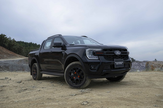Ford Ranger 2026 bản rẻ nhất chốt giá 707 triệu: Bản XLS thêm cách biệt với Triton, Hilux, màn 12inch như bản cao, hộp số mới - Ảnh 12.