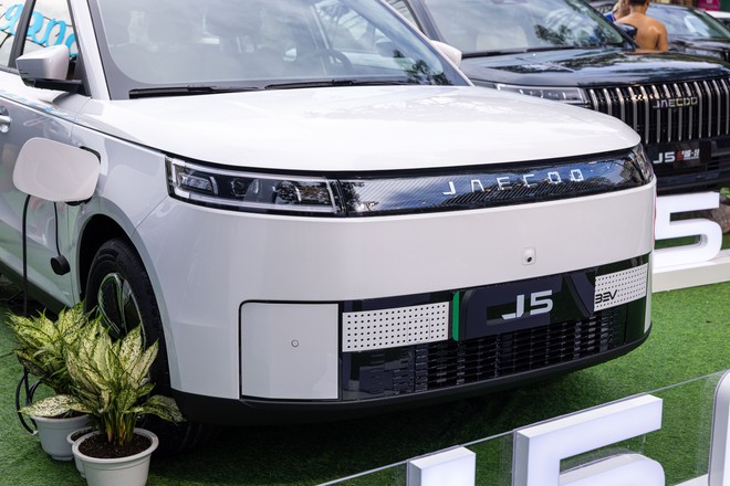 Jaecoo J5 lắp r&aacute;p tại Việt Nam dự kiến rẻ nhất kh&ocirc;ng qu&aacute; 569 triệu đồng, h&atilde;ng đền gấp 5 tiền cọc nếu gi&aacute; chốt cao hơn, bảo h&agrave;nh tới 1.000.000km - Ảnh 4.