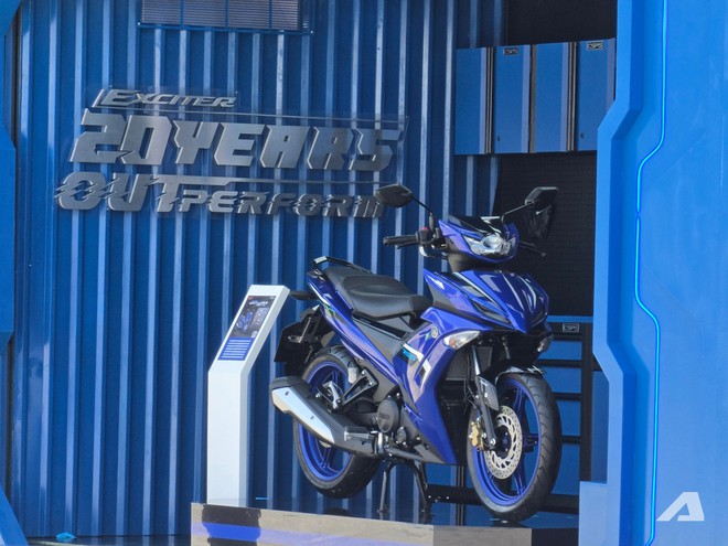 Yamaha Exciter 2026 ra mắt Việt Nam: Hầm hố hơn, mạnh hơn, phanh lớn hơn, thêm công nghệ như ô tô cạnh tranh Winner - Ảnh 2.