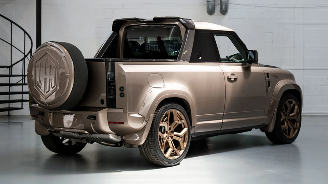 Defender biến h&igrave;nh th&agrave;nh xe b&aacute;n tải: Từ 4 cửa th&agrave;nh 2 cửa, carbon khắp mọi nơi, d&acirc;n chơi Việt muốn mua kh&ocirc;ng dễ - Ảnh 2.