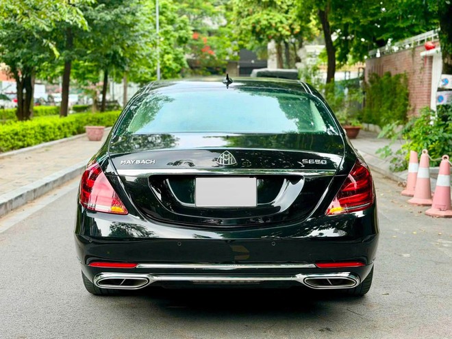 Cầm hơn 1 tỷ có thể mua chiếc 'Maybach' này thay vì Toyota Camry đời mới: Dùng máy V6 3.0L, thiết kế sang chảnh - Ảnh 4.
