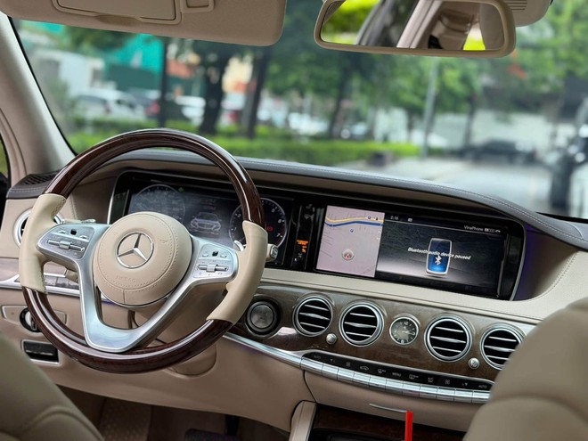 Cầm hơn 1 tỷ có thể mua chiếc 'Maybach' này thay vì Toyota Camry đời mới: Dùng máy V6 3.0L, thiết kế sang chảnh - Ảnh 6.
