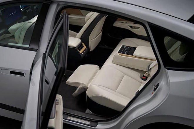 Lexus ES 2026 sắp ra mắt s&aacute;t Việt Nam: Lần đầu c&oacute; cả hybrid v&agrave; thuần điện, th&acirc;n xe lớn hơn đ&aacute;ng kể - Ảnh 6.