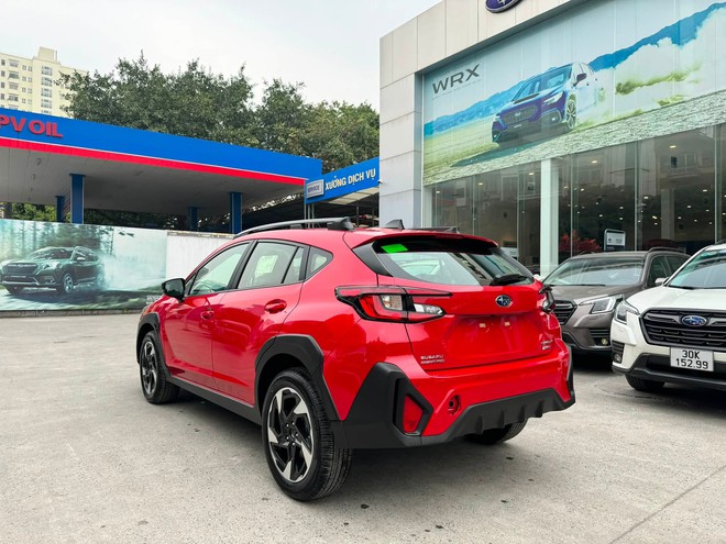 Loạt xe Subaru 'đại hạ gi&aacute;': Forester nhập Th&aacute;i dưới 800 triệu, Crosstrek giảm gần 240 triệu - Ảnh 4.