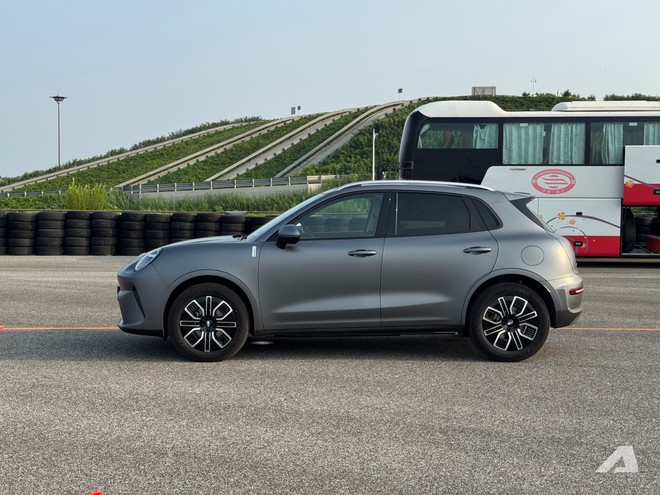 Sờ tận tay GWM ORA 5 được lên lịch về Việt Nam: Đầu điệu như Porsche, ngang cỡ CX-5, máy hybrid, dễ được miễn thuế nhập khẩu - Ảnh 5.