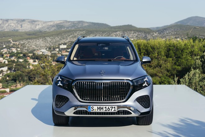 Mercedes-Maybach GLS 2027 ra mắt: Lần đầu d&ugrave;ng V8 hybrid, mạnh 603 m&atilde; lực, chế độ 'nh&uacute;n' tho&aacute;t lầy - Ảnh 2.