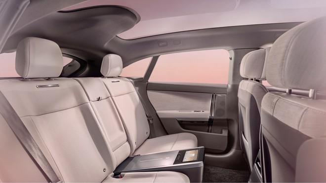 Range Rover GT lộ diện: H&atilde;ng lần đầu ra Grand Tourer thuần điện, c&oacute; thể th&ecirc;m t&ugrave;y chọn hybrid, nền tảng ho&agrave;n to&agrave;n mới - Ảnh 4.