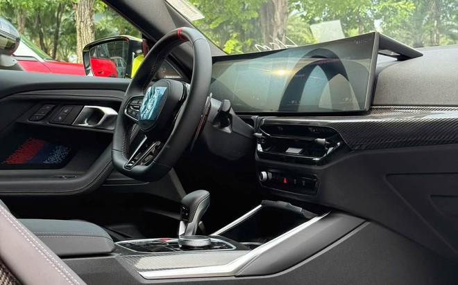 BMW M2 đời mới đầu ti&ecirc;n về Việt Nam: Gi&aacute; kh&ocirc;ng dưới 4,1 tỷ đồng, mạnh 480hp, 0-100km/h chi 4 gi&acirc;y, th&ecirc;m lựa chọn cho d&acirc;n chơi m&ecirc; tốc độ - Ảnh 11.
