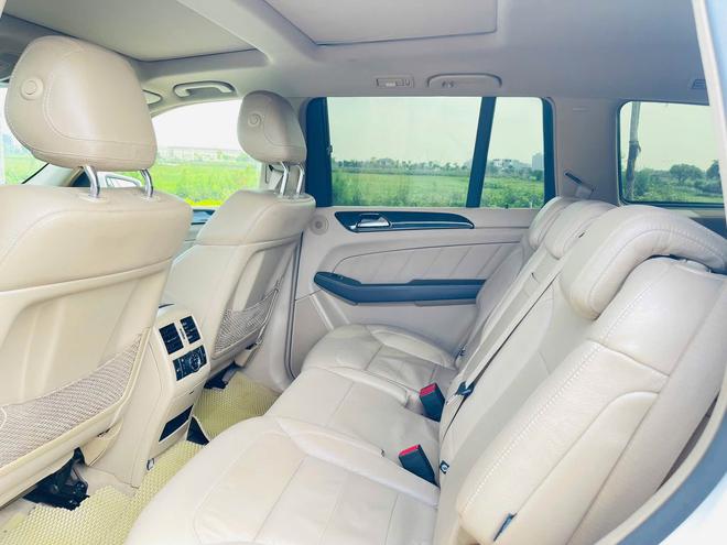 Chiếc Mercedes-Benz n&agrave;y b&aacute;n lại chưa đến 700 triệu: 7 chỗ phục vụ gia đ&igrave;nh, rẻ hơn thị trường cả trăm triệu khiến 'n&oacute;i chẳng ai tin' - Ảnh 10.