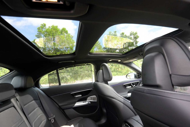 Đại l&yacute; b&aacute;o Mercedes-Benz E-Class sắp th&ecirc;m bản PHEV tại Việt Nam: Gi&aacute; tạm t&iacute;nh gần 3,4 tỷ đồng, chạy 100km kh&ocirc;ng cần xăng, tăng sức cạnh tranh 5 Series - Ảnh 10.