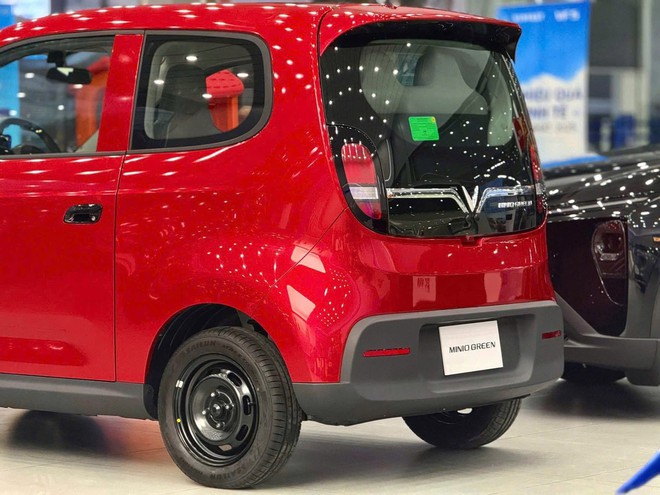 Đại l&yacute; b&aacute;o VinFast VF 2 gi&aacute; dự kiến từ 179 triệu đồng, 4 chỗ, chạy 210km/sạc, sạc miễn ph&iacute; 20 lần/th&aacute;ng - Ảnh 5.