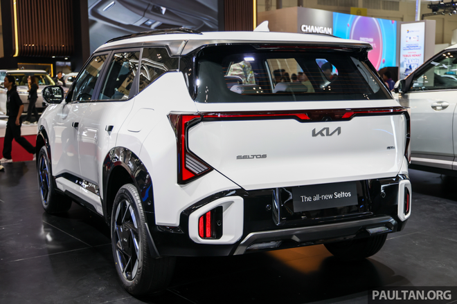 Soi cận cảnh Kia Seltos 2026 mở b&aacute;n gần Việt Nam: Ngoại thất hầm hố với ng&ocirc;n ngữ thiết kế mới, k&iacute;ch thước gia tăng đ&aacute;ng kể, nội thất ngập tr&agrave;n c&ocirc;ng nghệ - Ảnh 5.