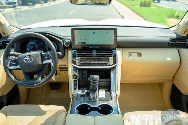Đại l&yacute; b&aacute;o Toyota Land Cruiser hybrid ra mắt Việt Nam trong th&aacute;ng 9, kh&aacute;ch muốn nhận xe sớm phải trả th&ecirc;m gần 900 triệu đồng - Ảnh 6.