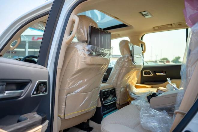 Đại l&yacute; b&aacute;o Toyota Land Cruiser hybrid ra mắt Việt Nam trong th&aacute;ng 9, kh&aacute;ch muốn nhận xe sớm phải trả th&ecirc;m gần 900 triệu đồng - Ảnh 8.