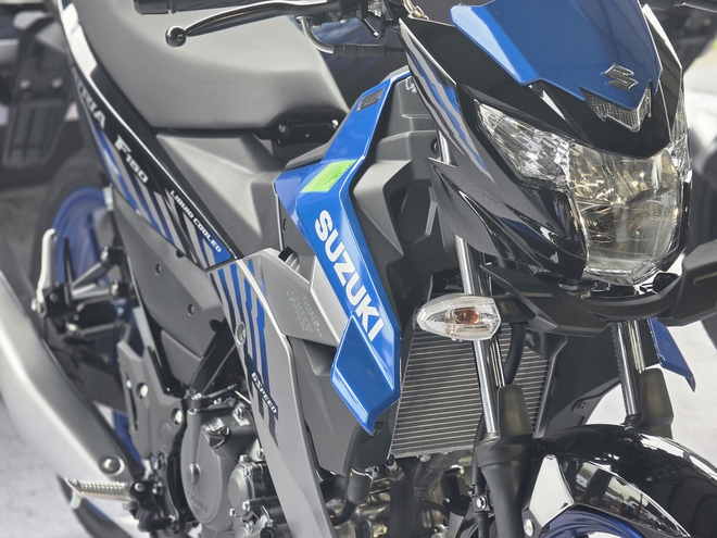 Suzuki Satria 2026 ra mắt Việt Nam: Gi&aacute; từ 54,5 triệu, nhiều n&acirc;ng cấp về kiểu d&aacute;ng, trang bị, kết nối điện thoại, cạnh tranh Exciter, Winner - Ảnh 4.