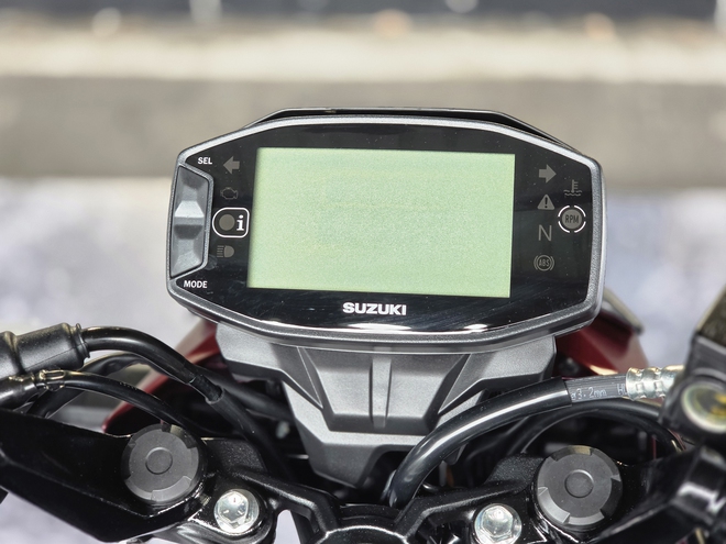 Suzuki Satria 2026 ra mắt Việt Nam: Gi&aacute; từ 54,5 triệu, nhiều n&acirc;ng cấp về kiểu d&aacute;ng, trang bị, kết nối điện thoại, cạnh tranh Exciter, Winner - Ảnh 9.