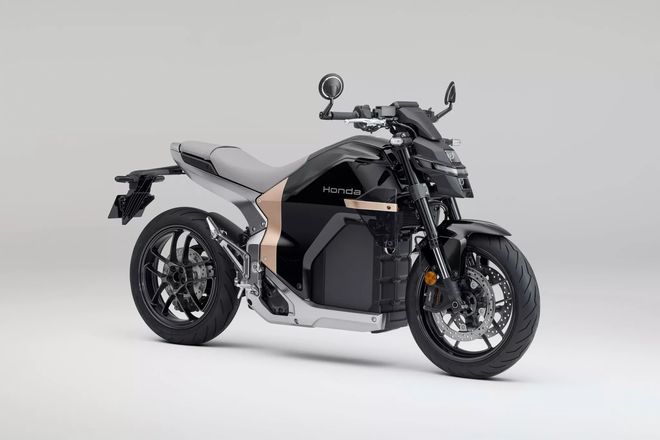Honda WN7 từng về Việt Nam chốt gi&aacute; quy đổi hơn 440 triệu đồng: Mạnh ngang xe xăng 700cc, chạy 130km/sạc - Ảnh 1.