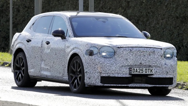 Bentley 'nh&aacute; h&agrave;ng' mẫu xe ho&agrave;n to&agrave;n mới: SUV nhỏ hơn Bentayga, đi gần 500km/sạc, được h&atilde;ng 'chăm ch&uacute;t nhất từ trước đến nay' - Ảnh 4.
