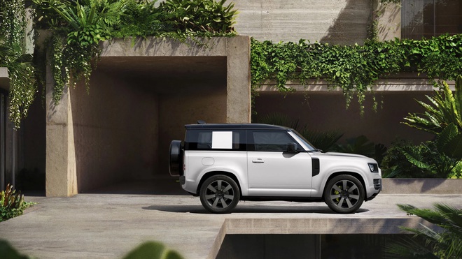 Defender 2027 ra mắt: Chia tay động cơ V8 huyền thoại, c&oacute; phi&ecirc;n bản giảm gần 100 m&atilde; lực nhưng đ&aacute;nh đổi tiếng p&ocirc; 'lực' hơn - Ảnh 4.