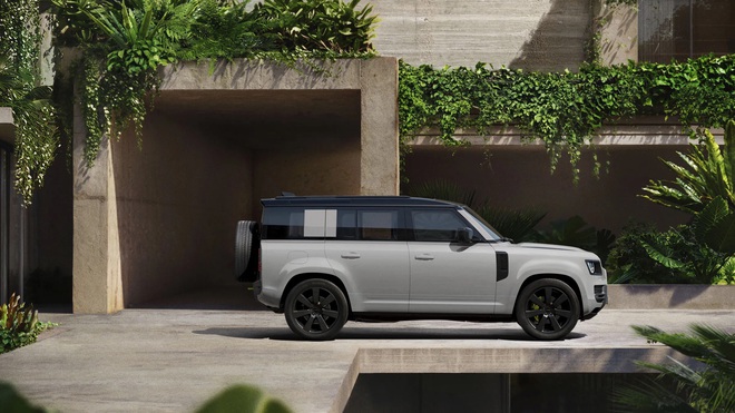 Defender 2027 ra mắt: Chia tay động cơ V8 huyền thoại, c&oacute; phi&ecirc;n bản giảm gần 100 m&atilde; lực nhưng đ&aacute;nh đổi tiếng p&ocirc; 'lực' hơn - Ảnh 7.